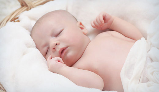 生後3ヶ月の赤ちゃんの夜の寝つきが悪い。そんな時にチェックしたい、７つのポイント